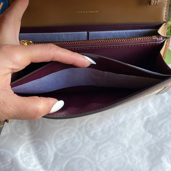 New, T monogram jacquard chain wallet - Picture 13 of 17